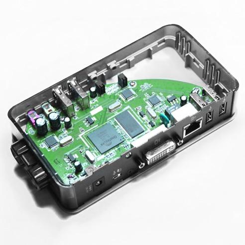 Image of the Plugable UD-PRO8 circuit board and components